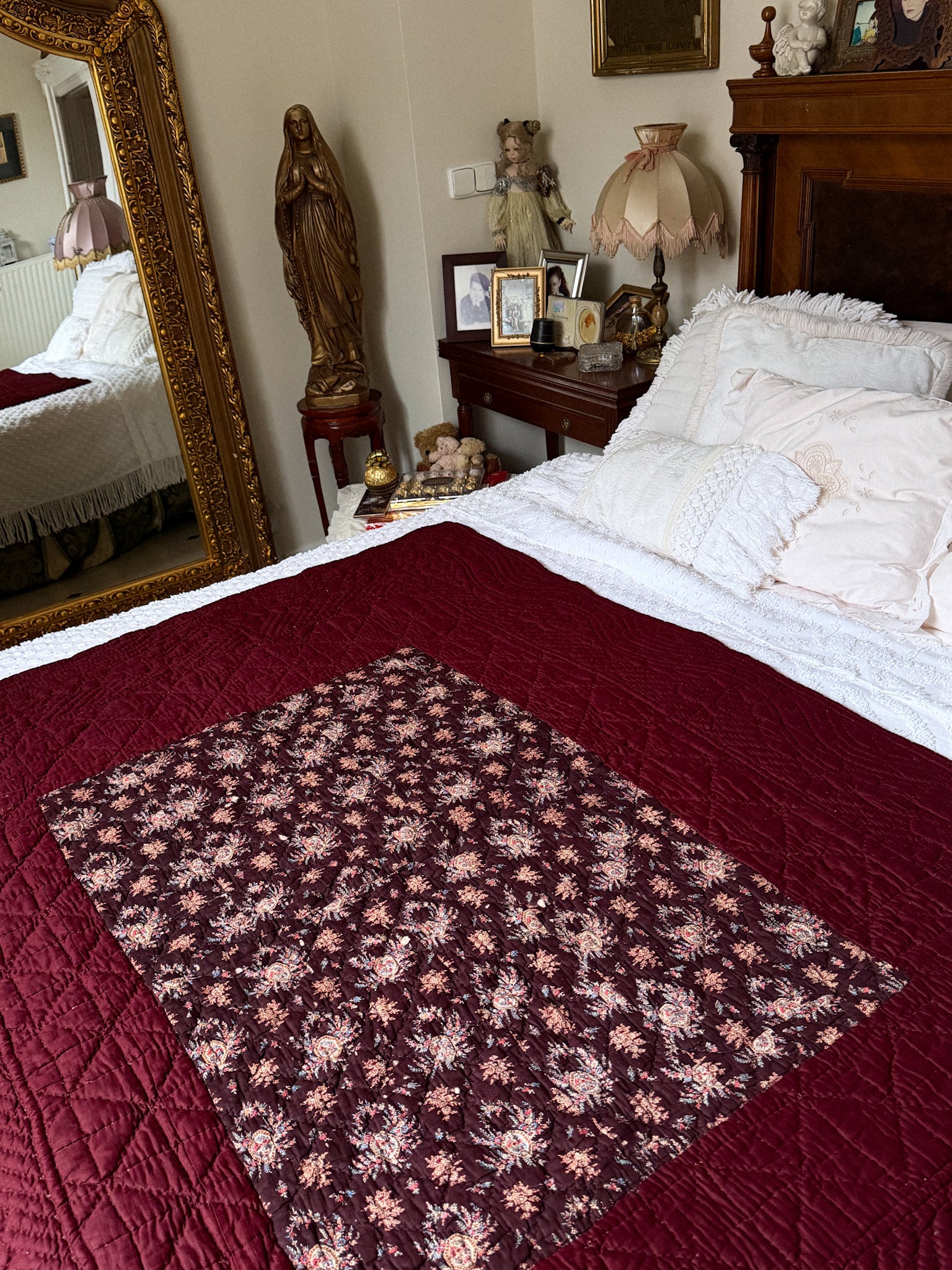 Oboustranný prošívaný přehoz