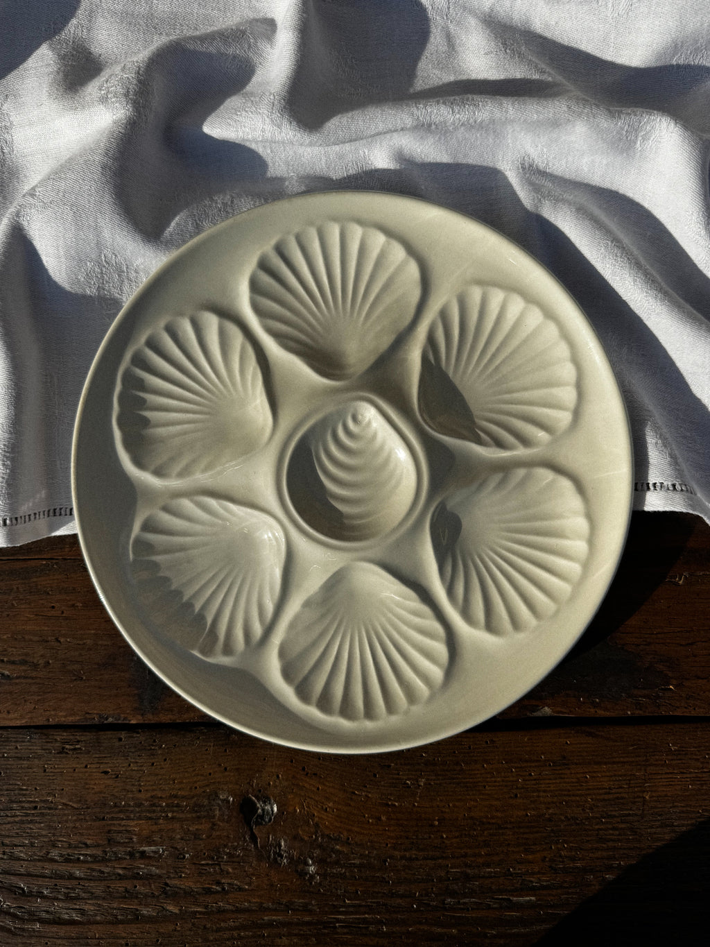 Sada 2 vintage talířů na ústřice