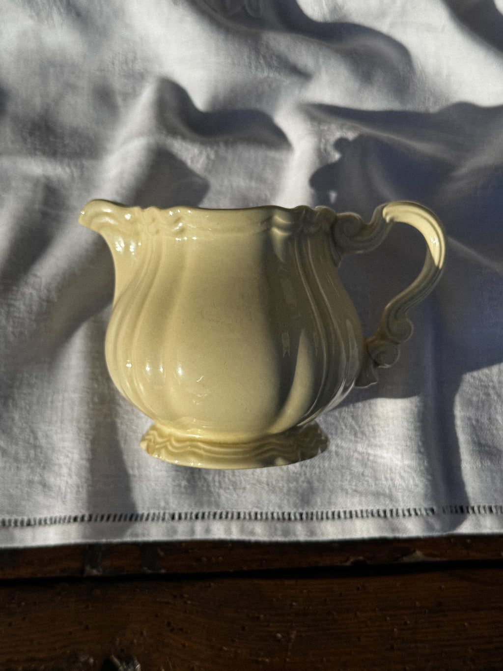 Starožitná keramická konvička Digoin & Sarreguemines