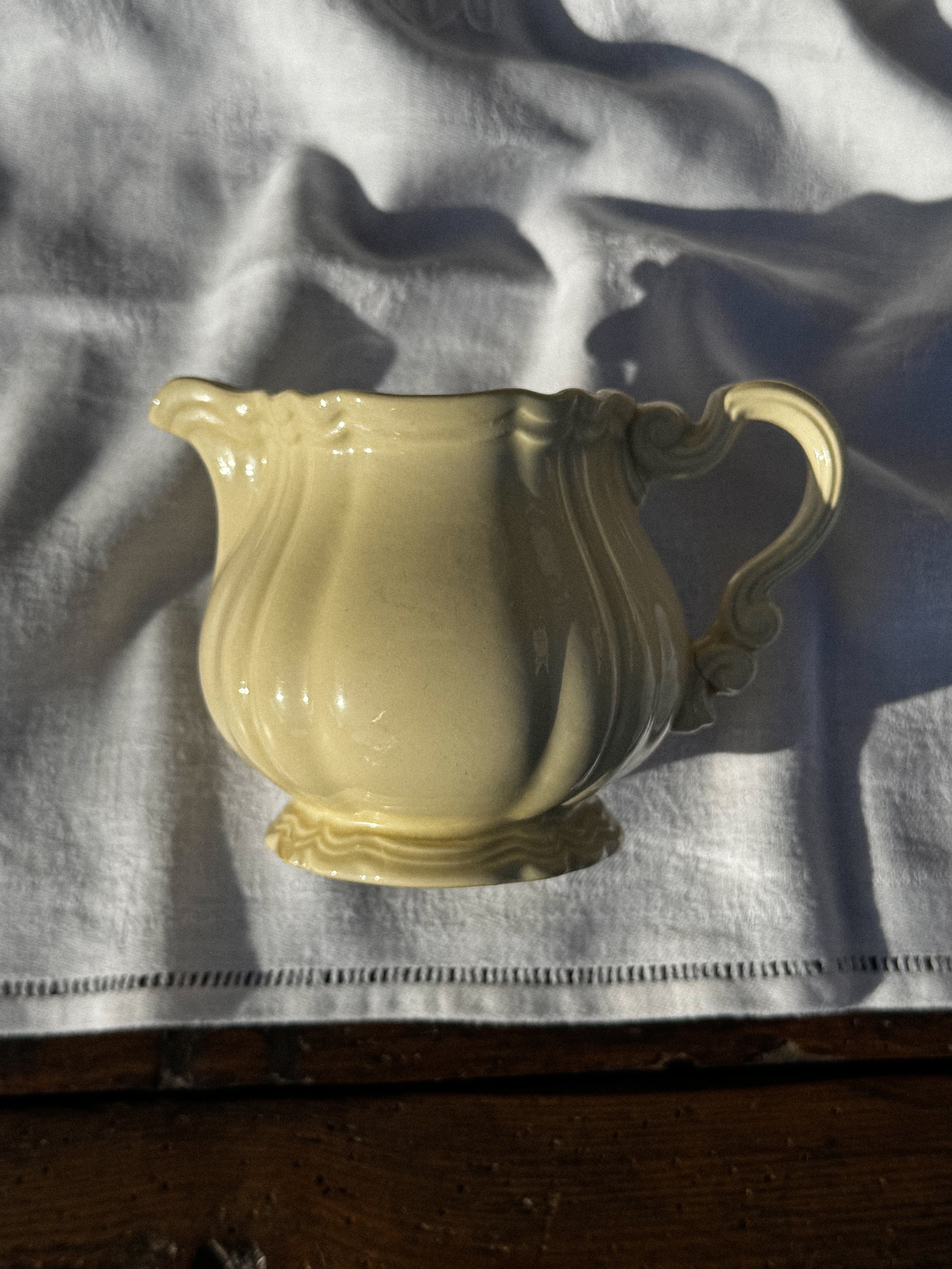 Starožitná keramická konvička Digoin & Sarreguemines