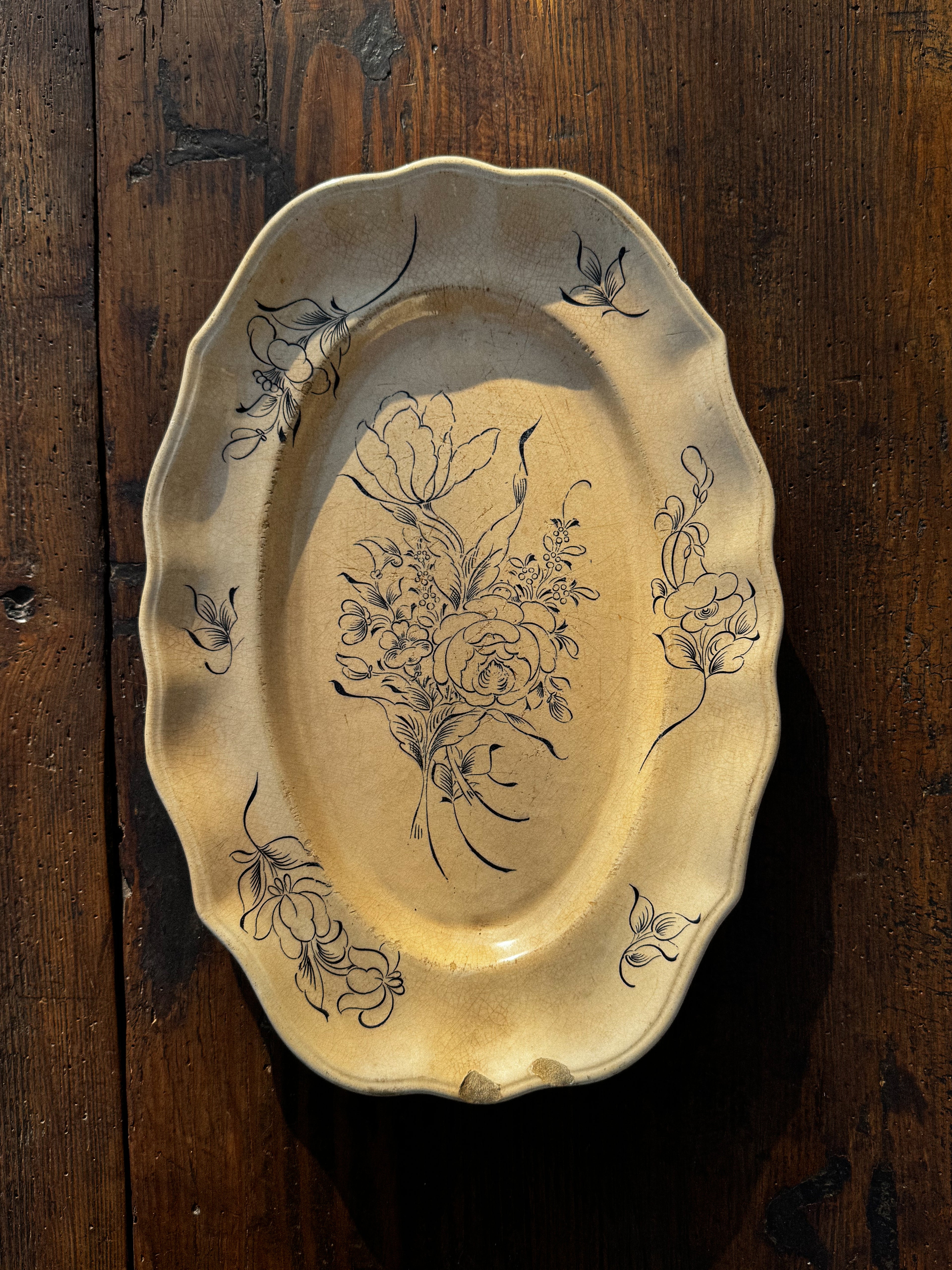 Francouzský podnos Lunéville z 19. století