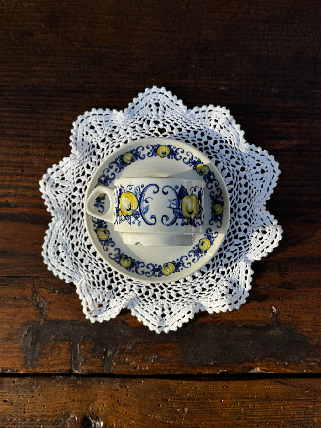 Malý vintage šálek s podšálkem Villeroy & Boch