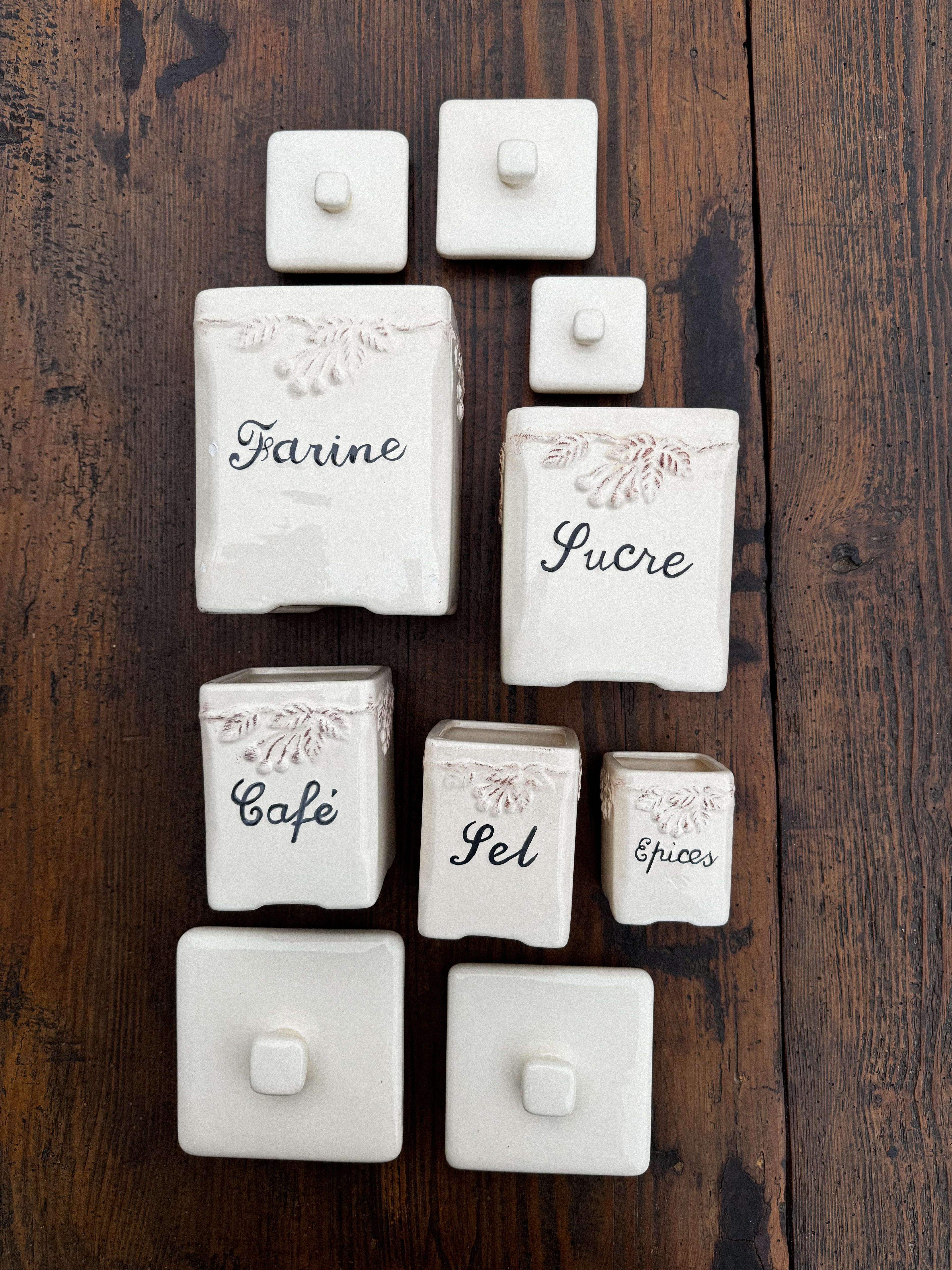 Vintage francouzské dózy na mouku, cukr, kávu, sůl a koření