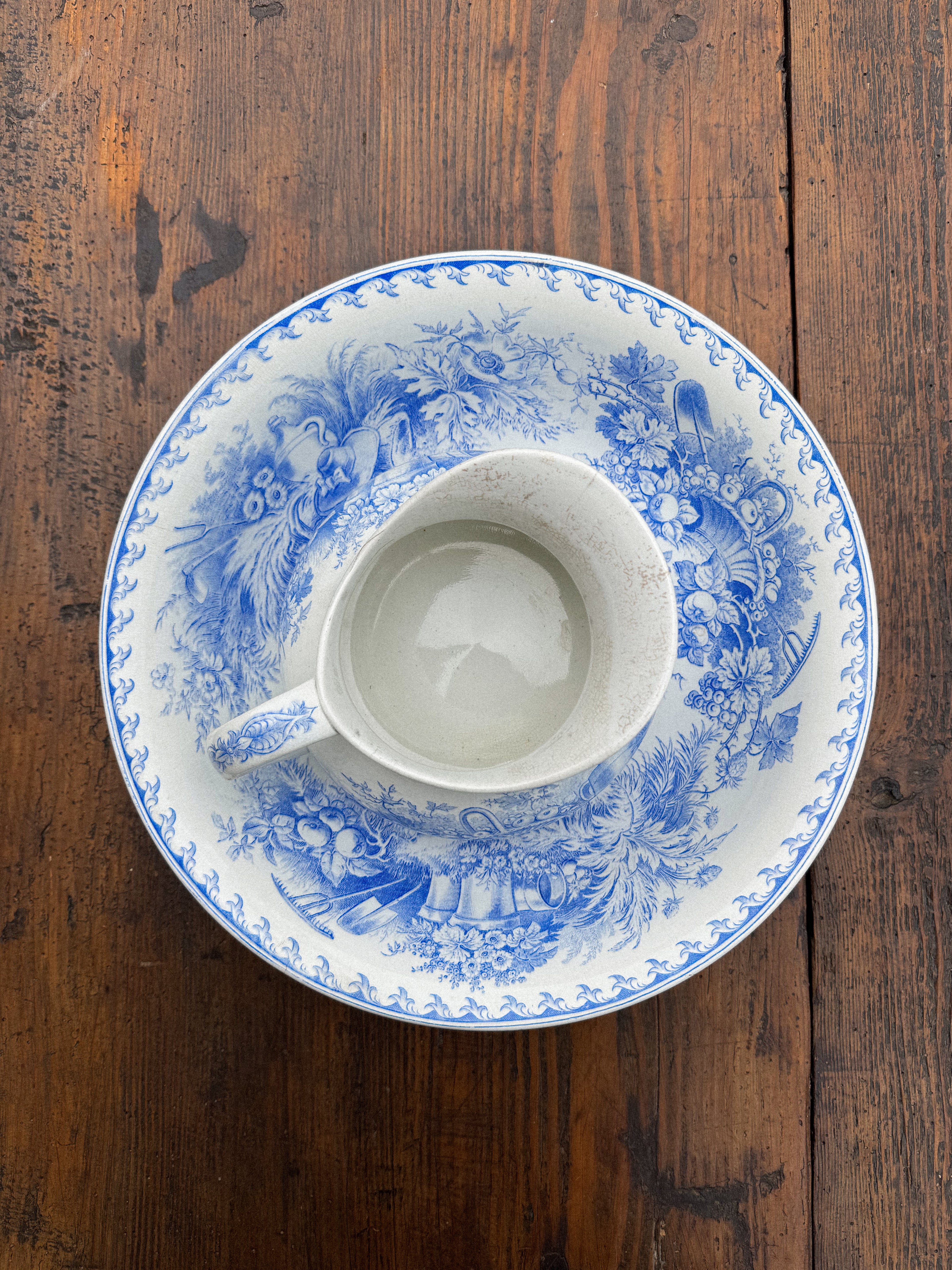 Starožitný francouzský toaletní set U&C Sarreguemines z 19. století