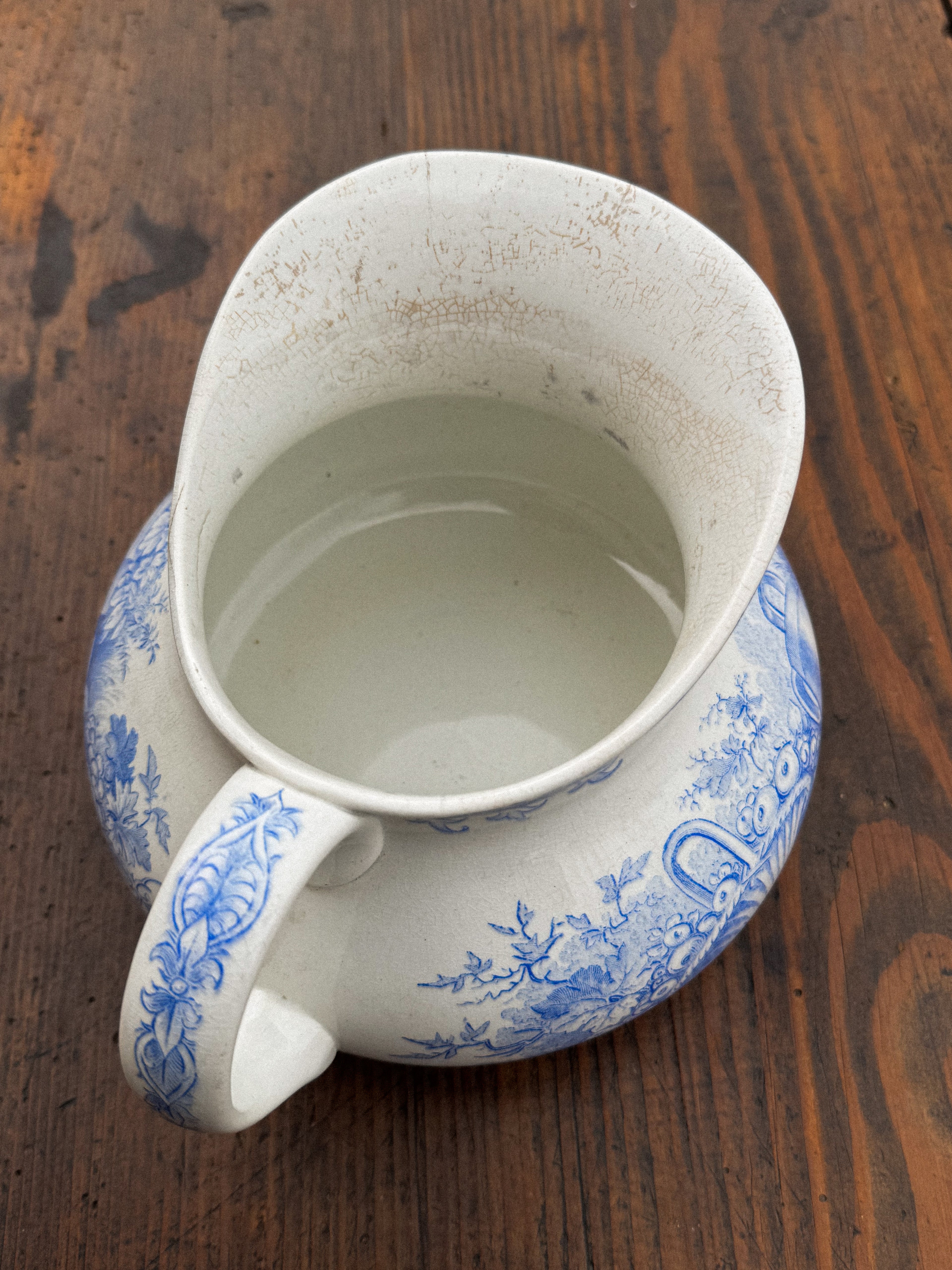 Starožitný francouzský toaletní set U&C Sarreguemines z 19. století