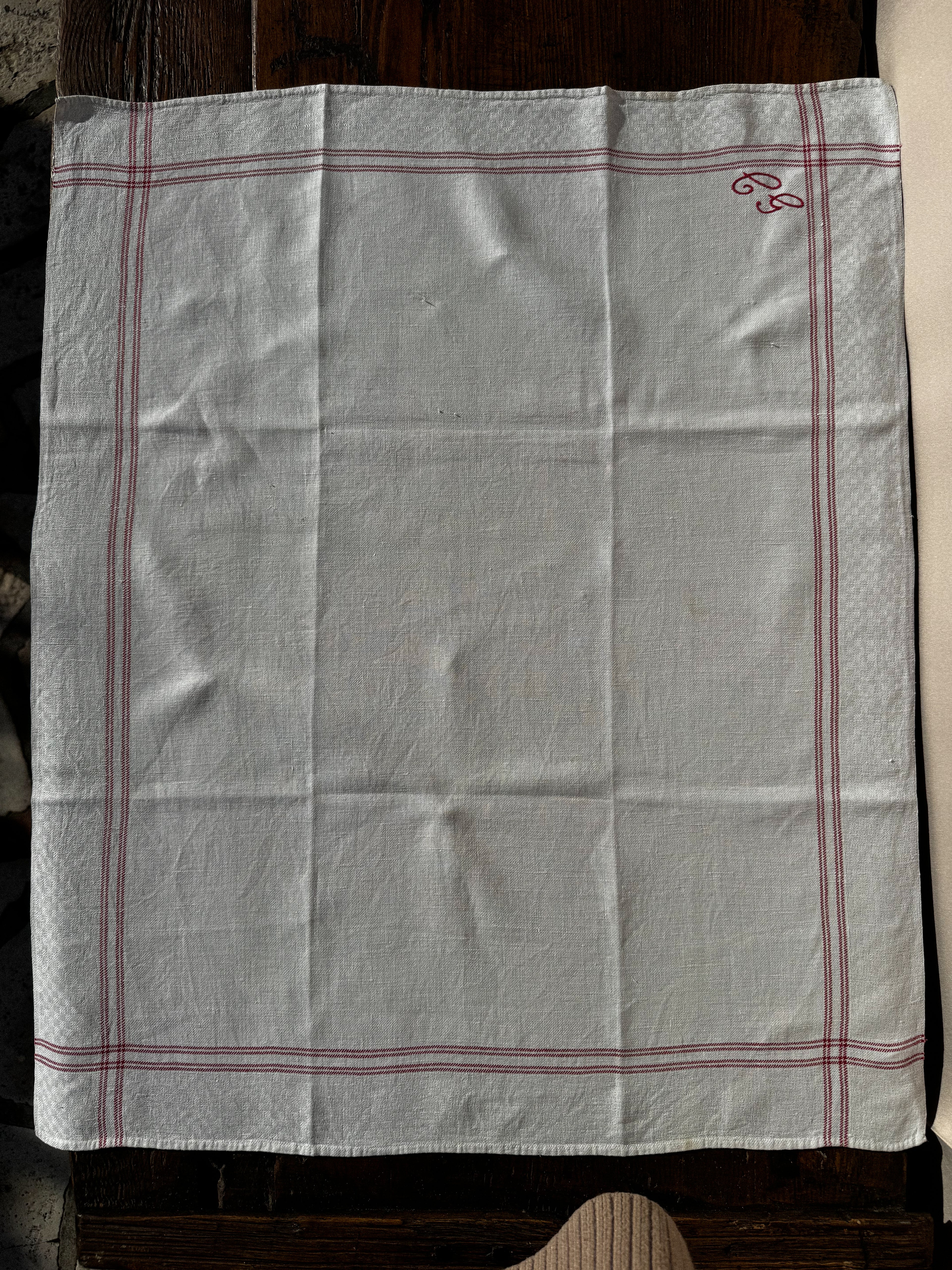 Stará lněná utěrka s monogramem