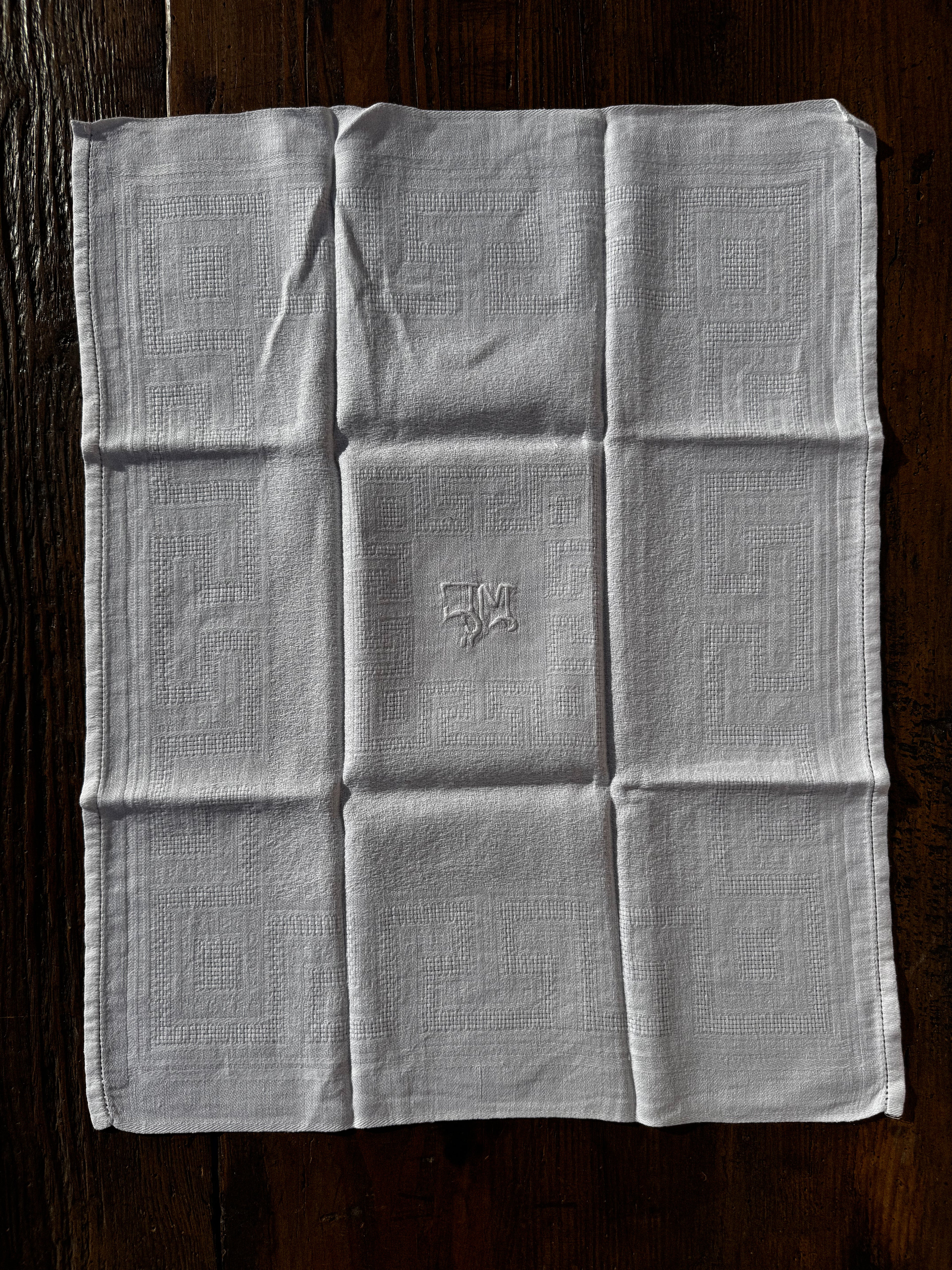Set 2 látkových ubrousků s monogramy "MC"