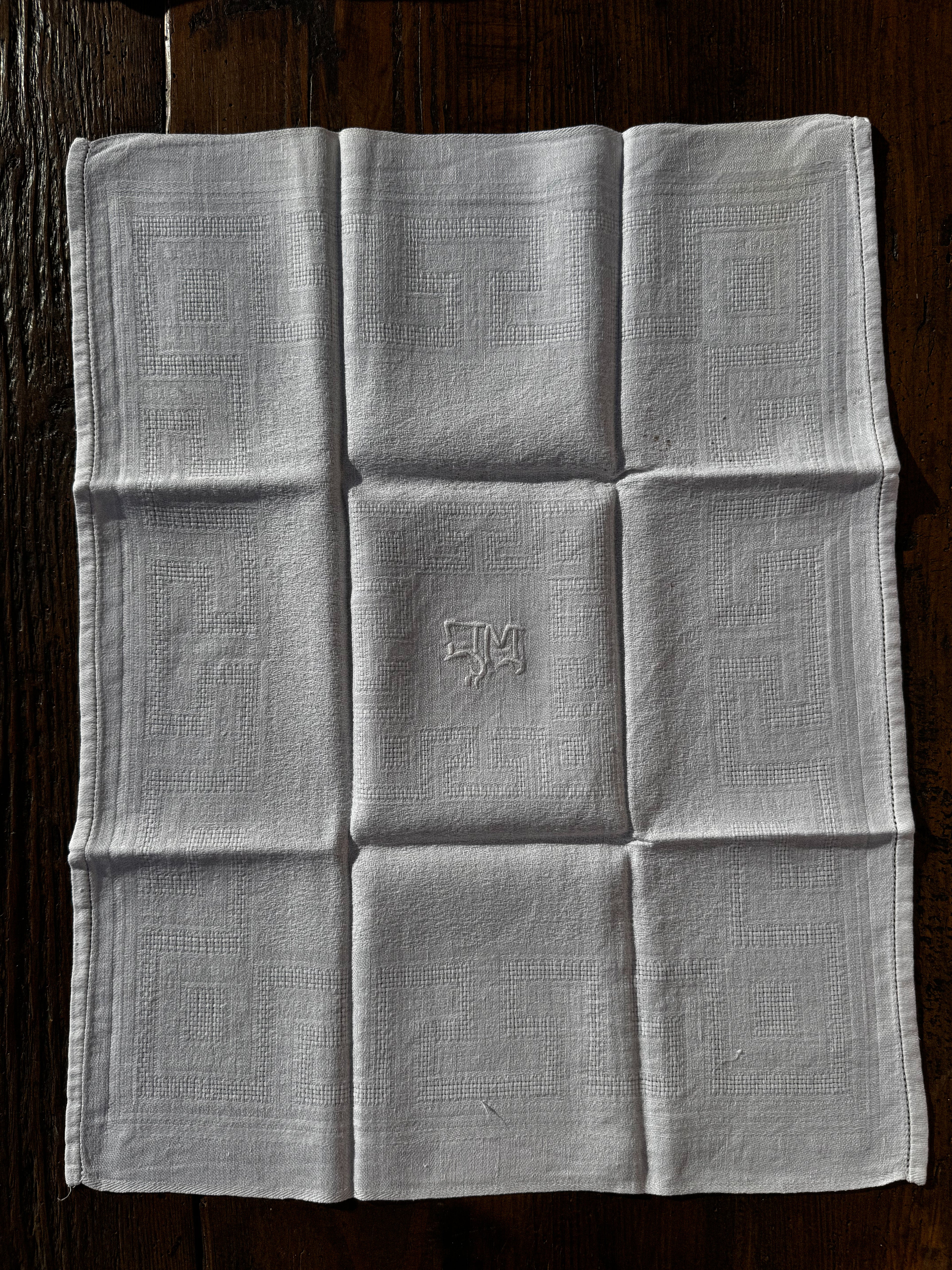 Látkový ubrousek s monogramem "MC" 1 ks č.1