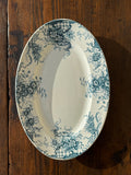 Menší oválný fajánsový podnos s modrým dekorem Faïencerie de Clairefontaine 19. století