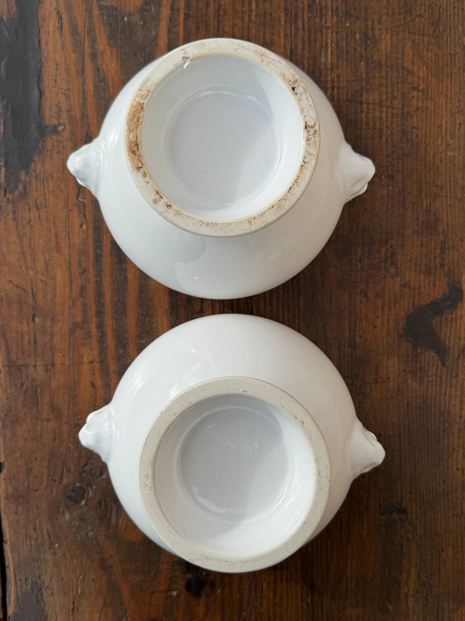 Set 2 keramických misek s lvími hlavami