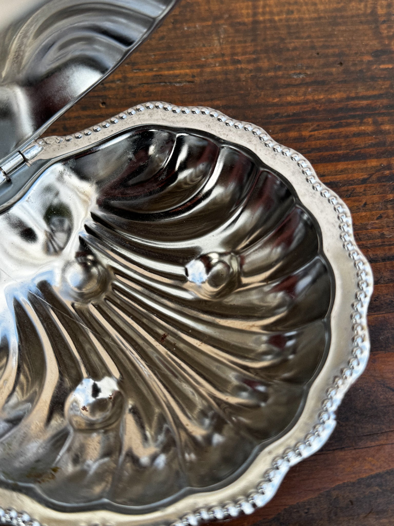 Dekorativní vintage miska ve tvaru mušle