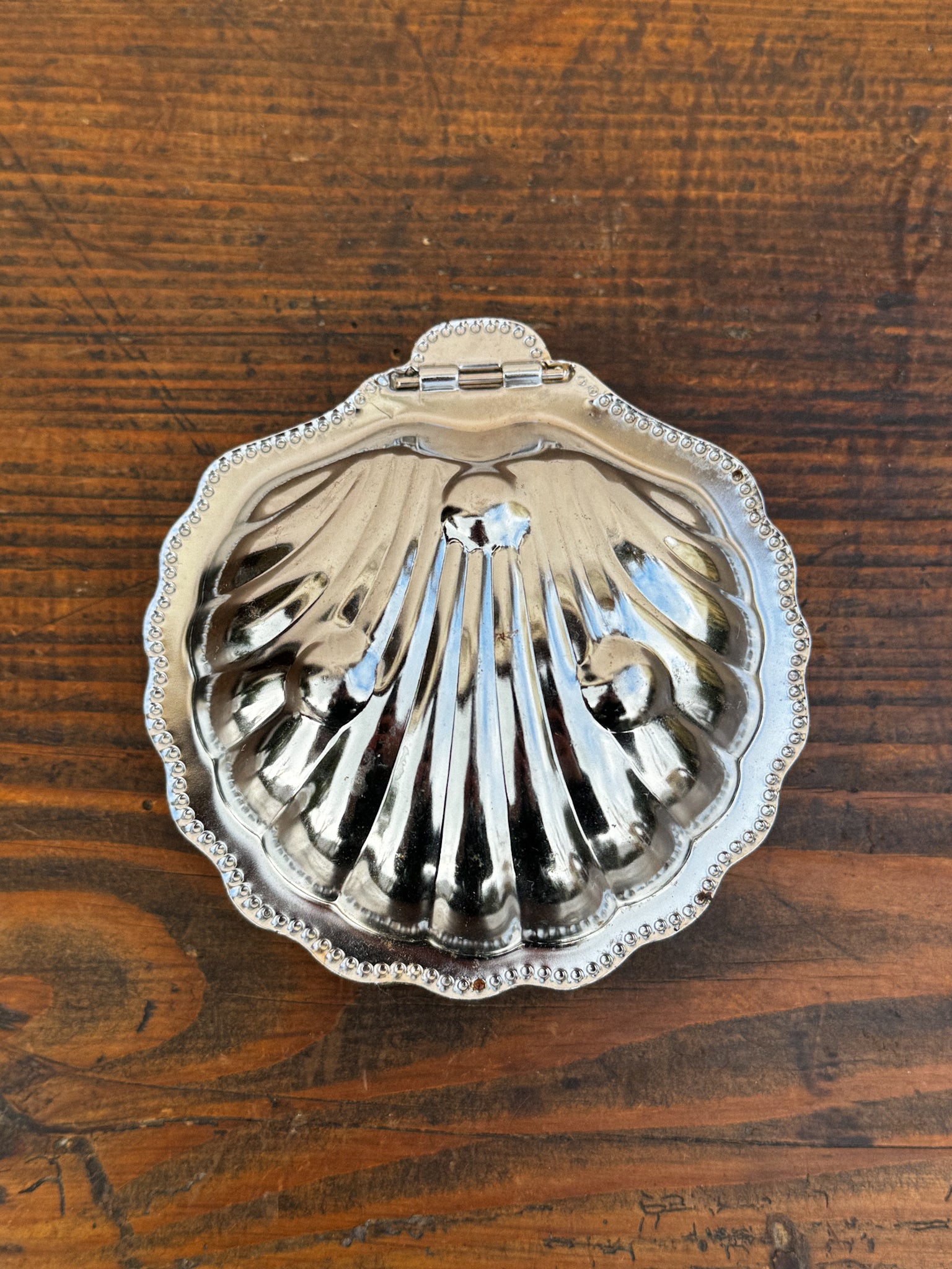 Dekorativní vintage miska ve tvaru mušle