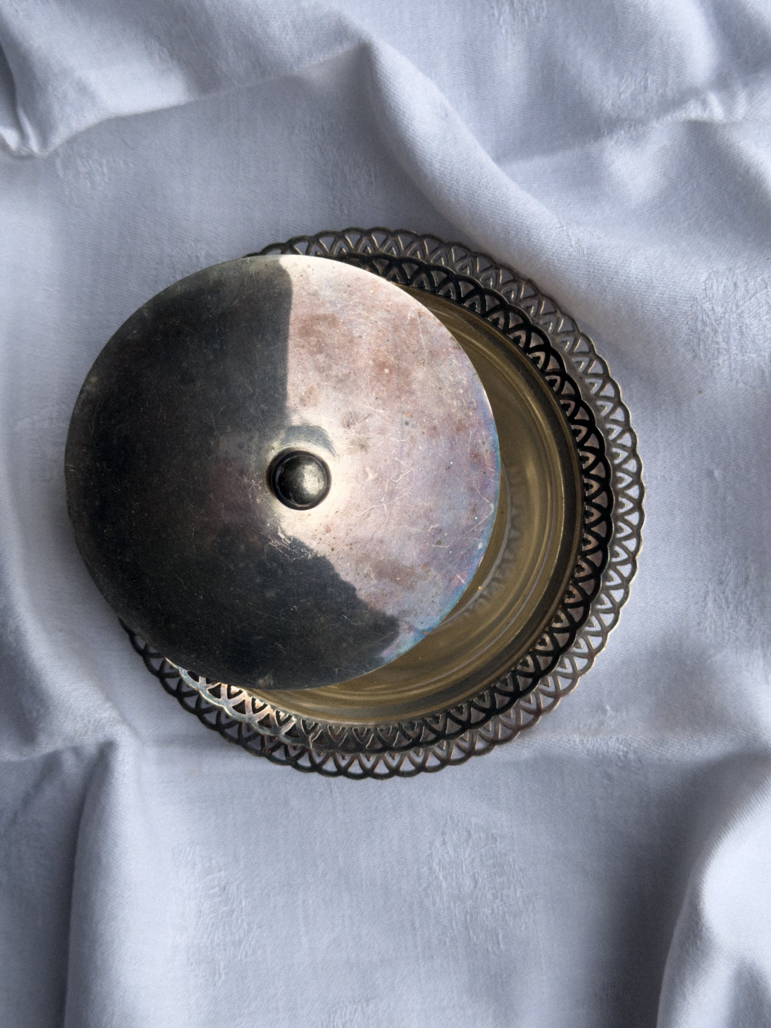 Vintage kovová miska s talířkem