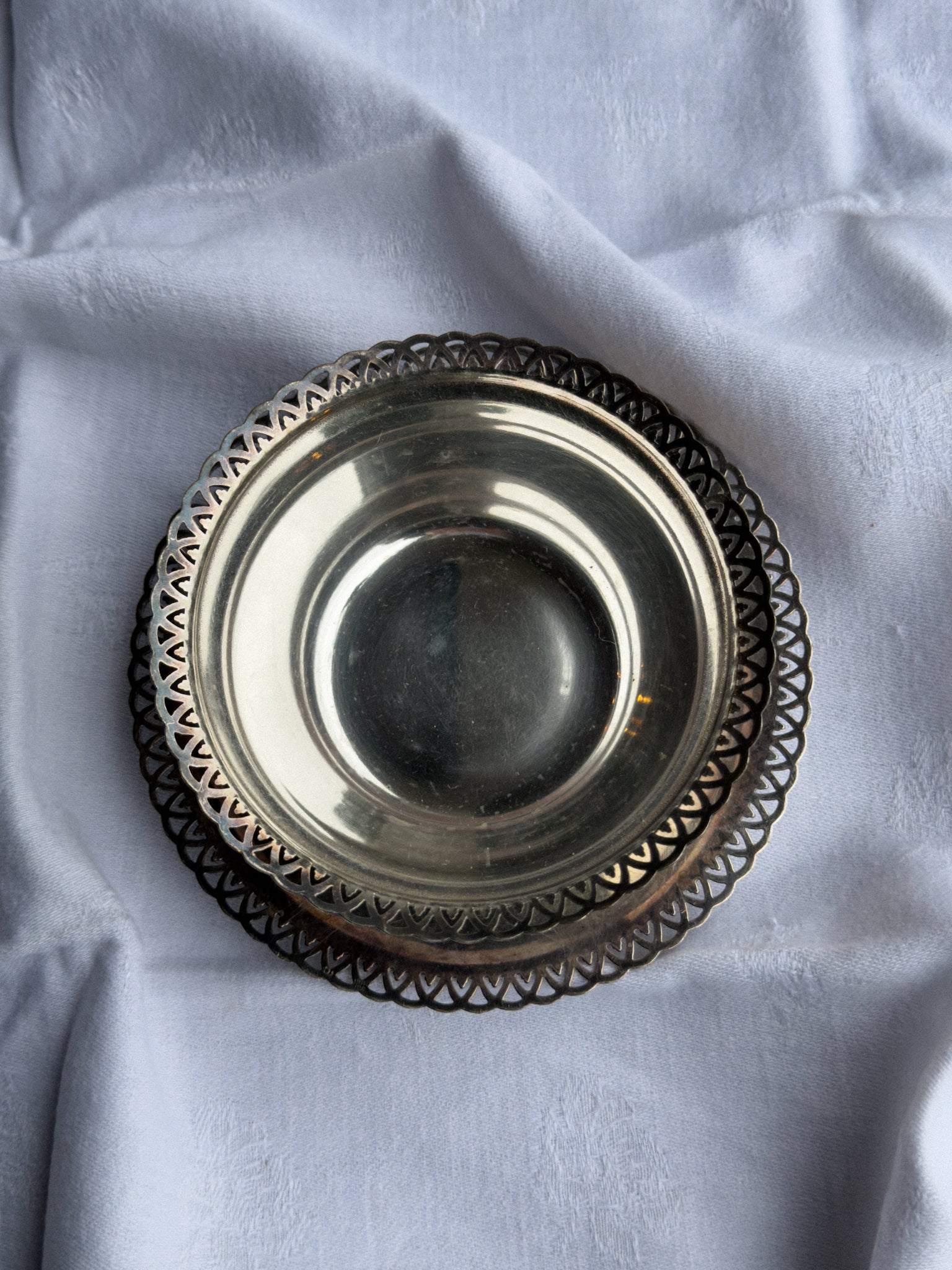 Vintage kovová miska s talířkem