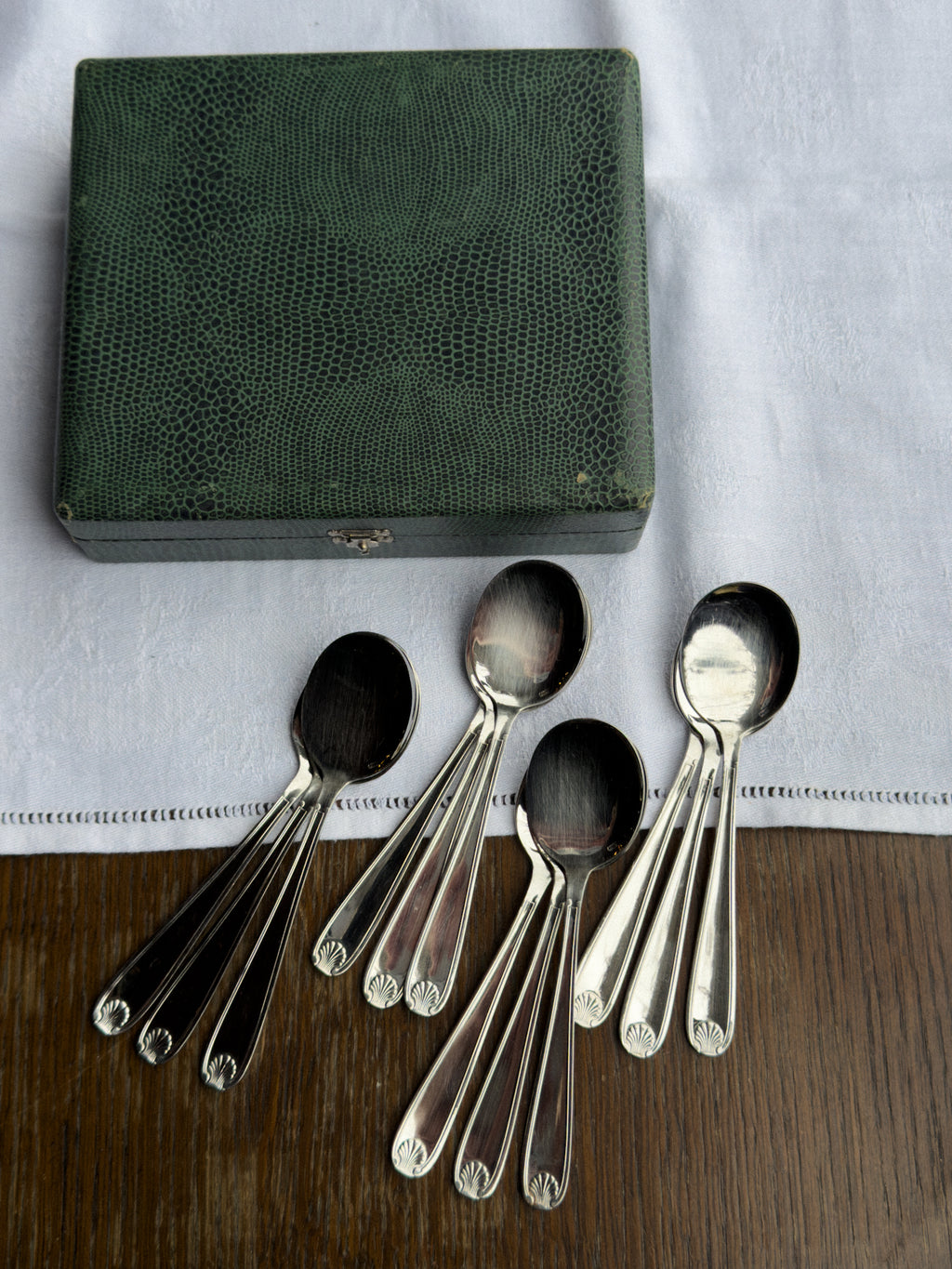 Sada vintage lžiček v kazetě 12 ks